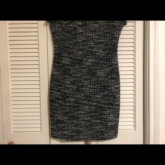 Beautiful Banana Republic dress size 6 - Picture 3 of 5